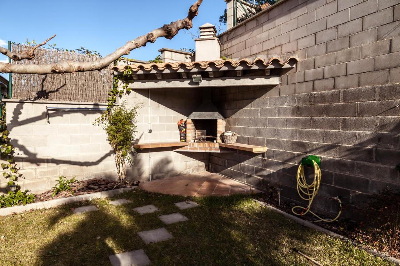 Casa Con Jardin-Wifi Free Villa เลสกาลา ภายนอก รูปภาพ