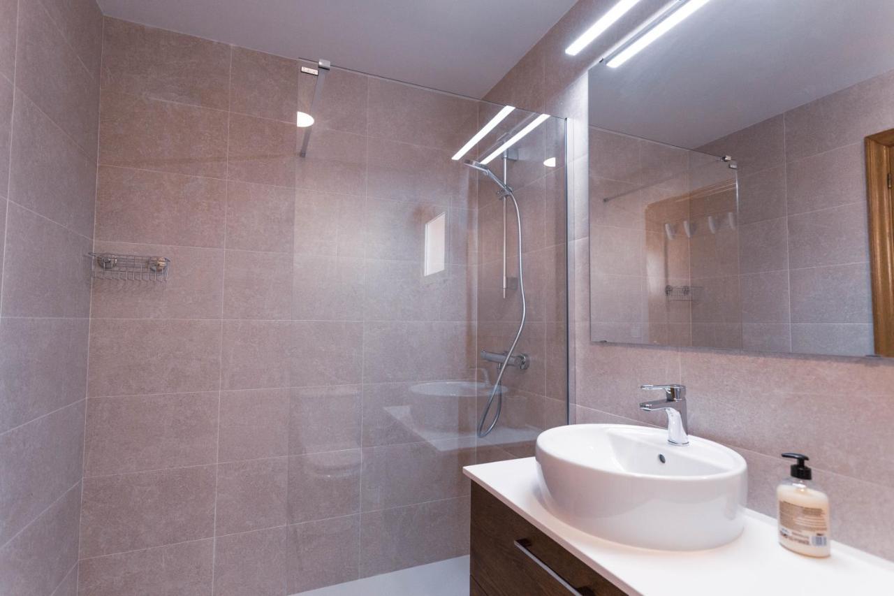 Casa Con Jardin-Wifi Free Villa เลสกาลา ภายนอก รูปภาพ
